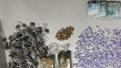 Homem preso com drogas e R$ 5 mil em Salvador durante operação policial