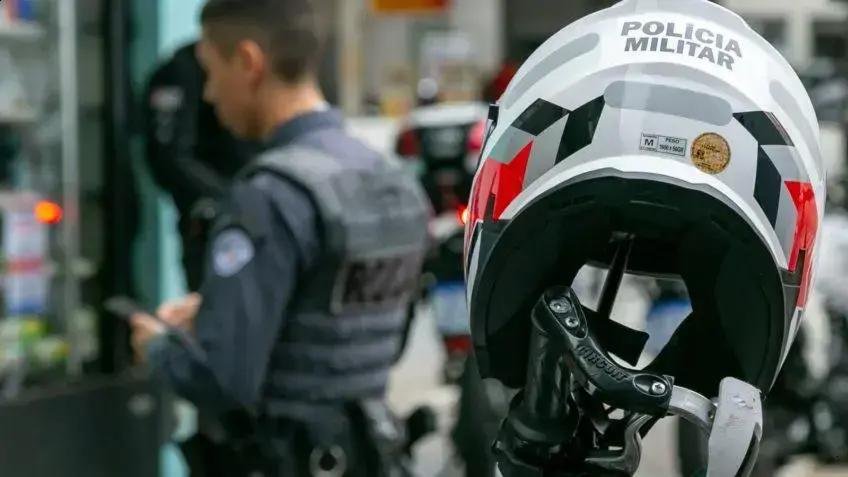 Homens em liberdade condicional presos por violência doméstica em SP