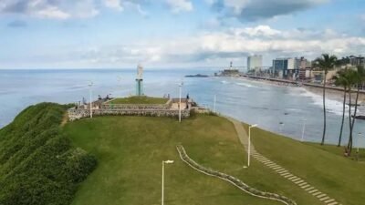 Influenciador reclama de abordagens em Salvador durante visita a pontos turísticos