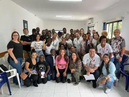 Instituto Restum promove ações profissionalizantes para mulheres em situação de rua