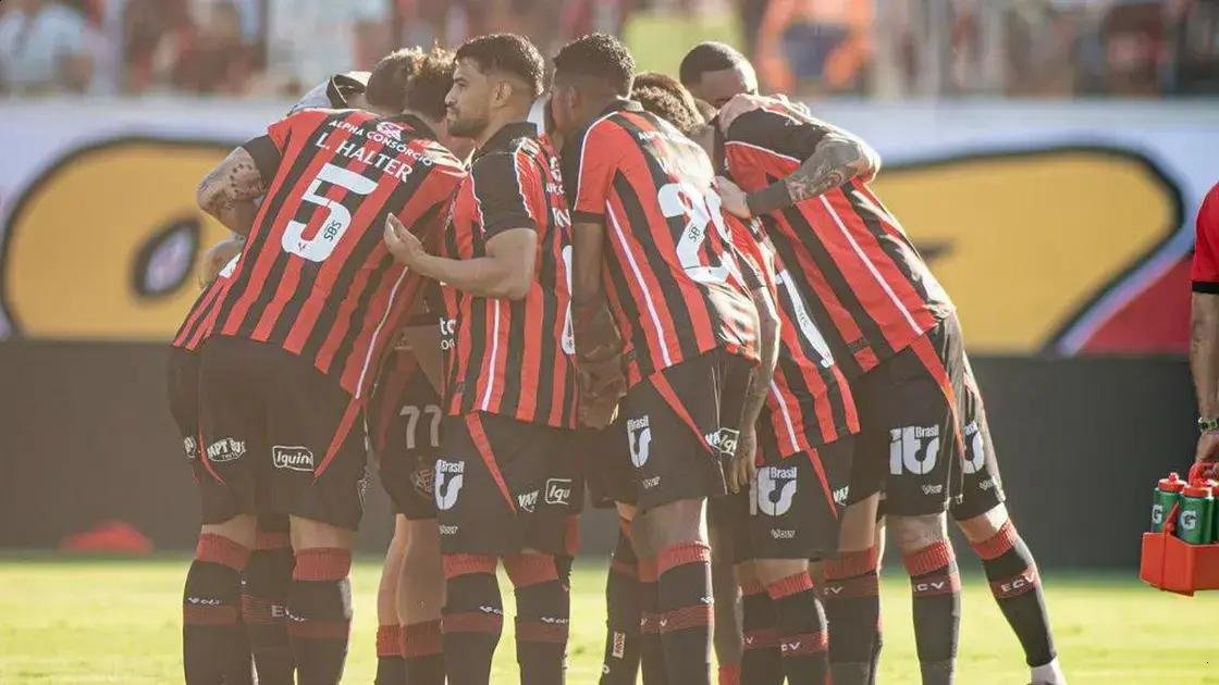 Jogador Willian Oliveira deixa o Vitória após queixas da torcida