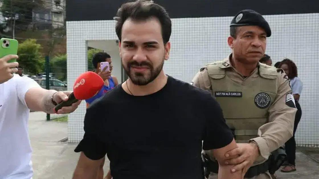 Justiça libera filho de vereadora após atropelar atleta em Salvador