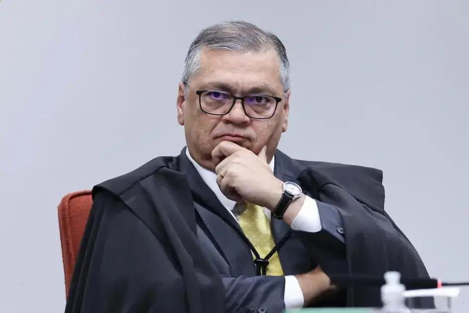 Ministro Flávio Dino Suspende Efeitos do Artigo 10 do PL 128/2025
