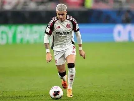 Movimentações do Mercado da Bola: Flamengo, Cruzeiro e Negociações Empolgantes