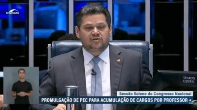 Nova emenda permite acumulação de cargos para professores no Brasil