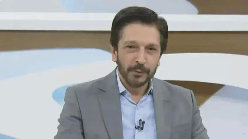 Prefeito Ricardo Nunes declara apoio a Flávio Bolsonaro para a presidência em 2026