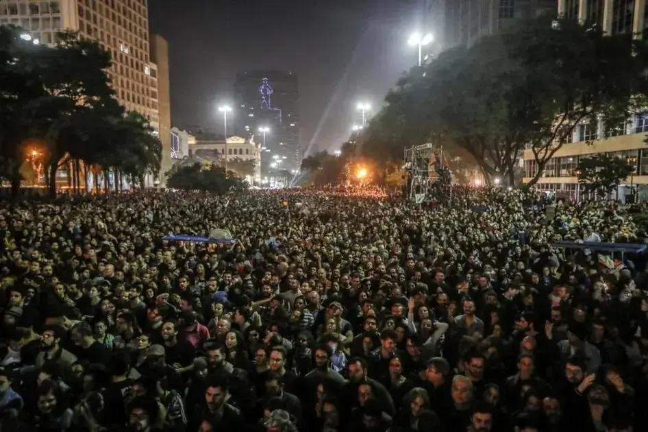 Prefeitura de São Paulo proíbe shows no Vale do Anhangabaú após as 23h