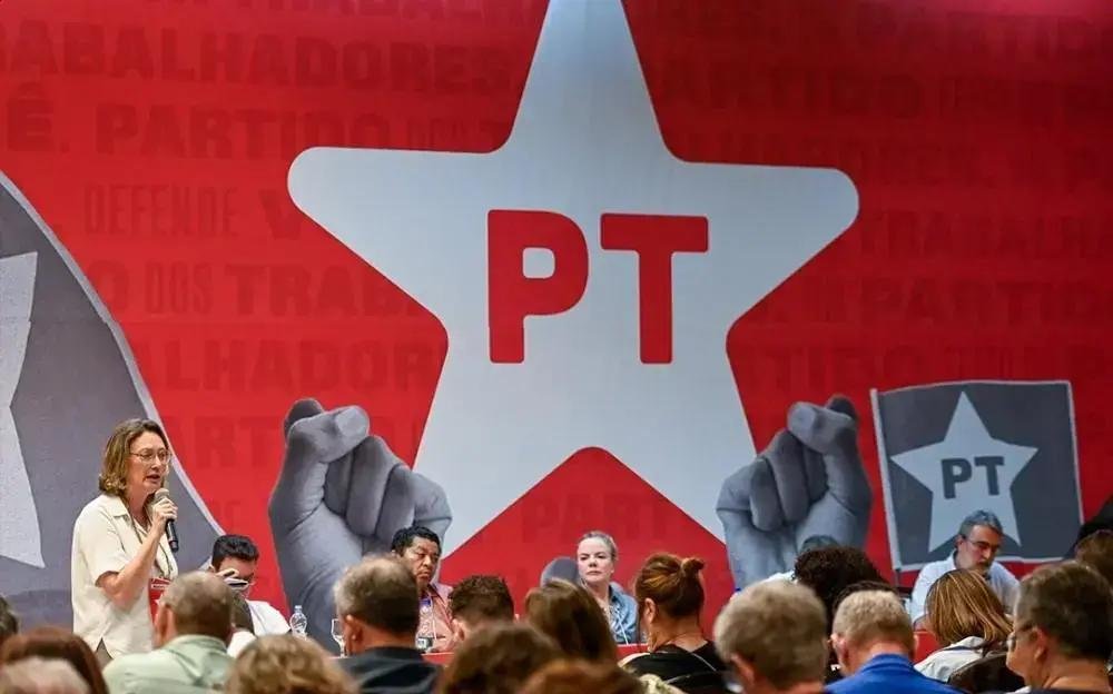 PT continua favorito com 24% e PL alcança 12% nas preferências eleitorais