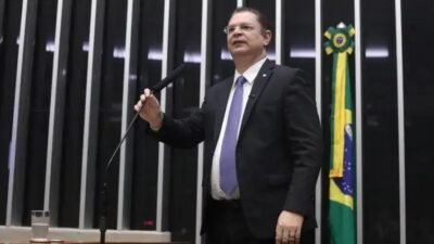 Reação da oposição à decisão do STF sobre Carla Zambelli