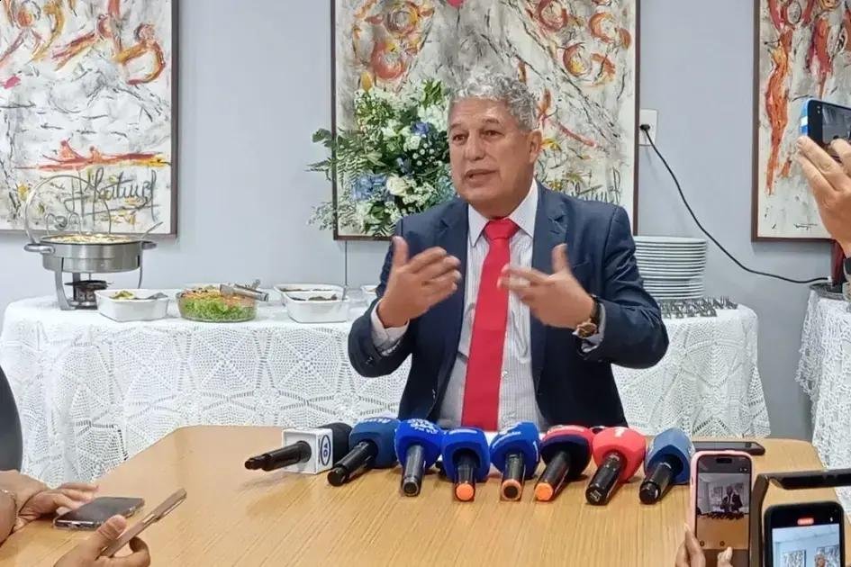 Rosemberg Pinto critica decisão que impede candidatura de Josias Gomes ao TCE