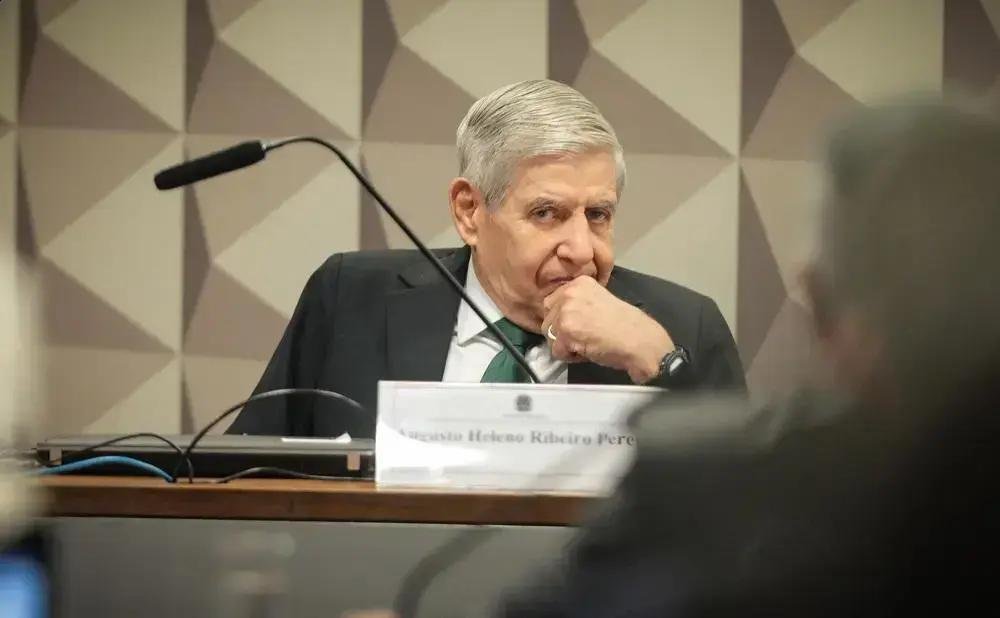 STF determina laudo pericial de saúde para general Augusto Heleno
