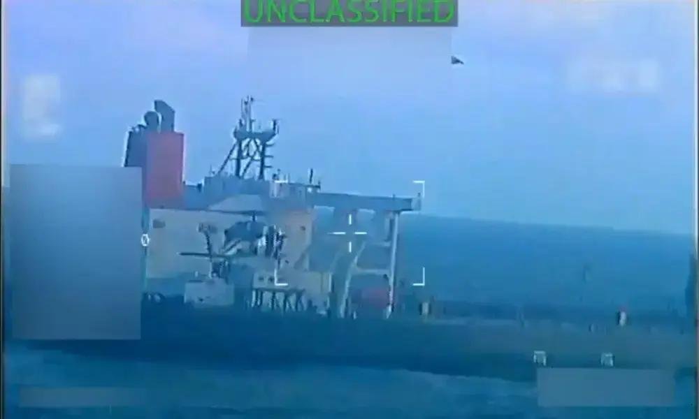 Trump intensifica sanções contra Venezuela com apreensão de navio-petroleiro