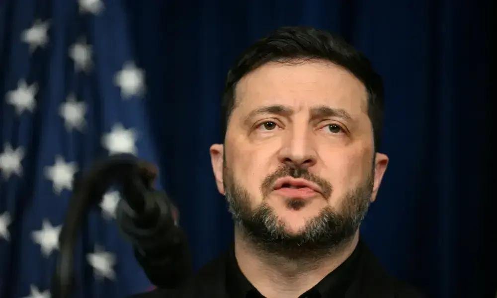 Ucrânia suspenderá lei marcial após garantias de segurança, diz Zelensky