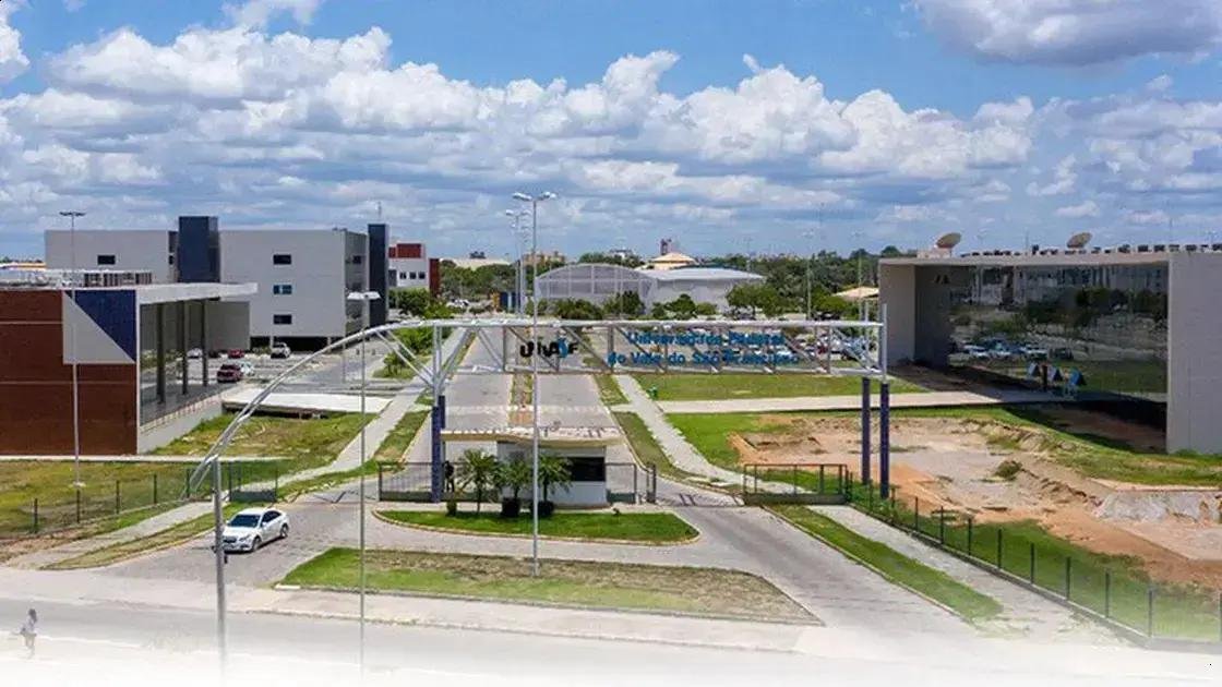 Universidade baiana finaliza investigação sobre intoxicação de alunos sem conclusão