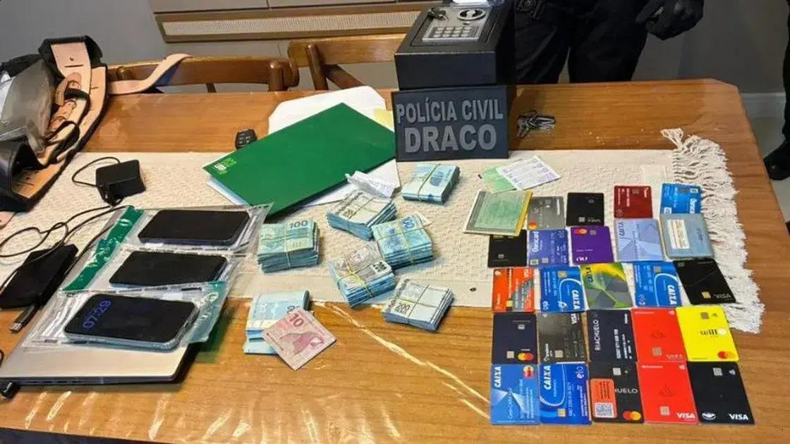 Afastamento de secretário e servidora de prefeitura baiana em operação de corrupção