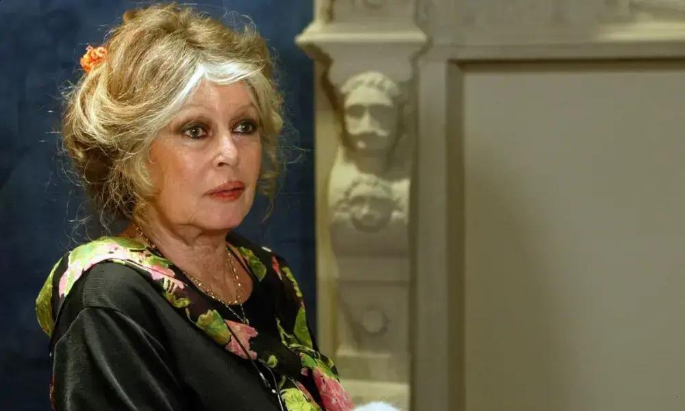 Brigitte Bardot: A Melancólica Saída de uma Lenda do Cinema
