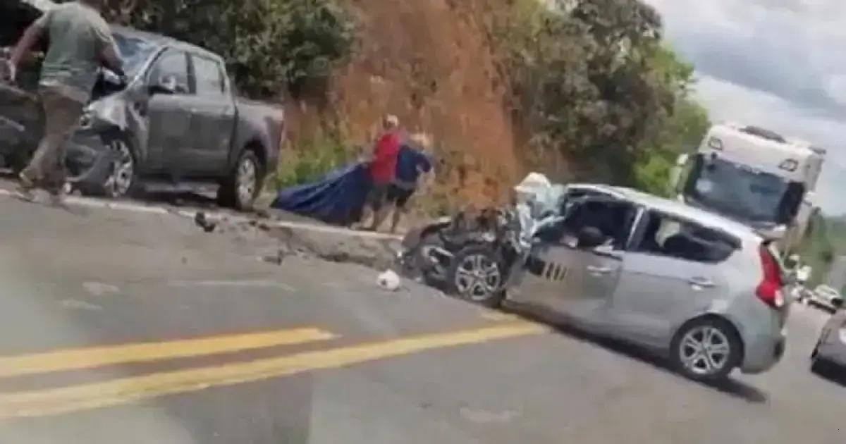 Criança e mãe grávida morrem em trágico acidente na BR-101 na Bahia