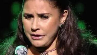 Fafá de Belém processa por conteúdos difamatórios nas redes sociais