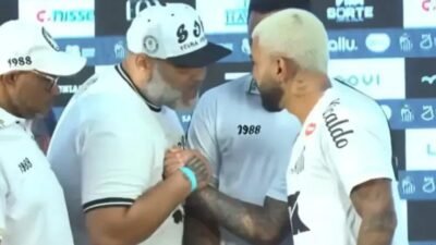 Gabigol é cobrado por torcida em sua apresentação no Santos