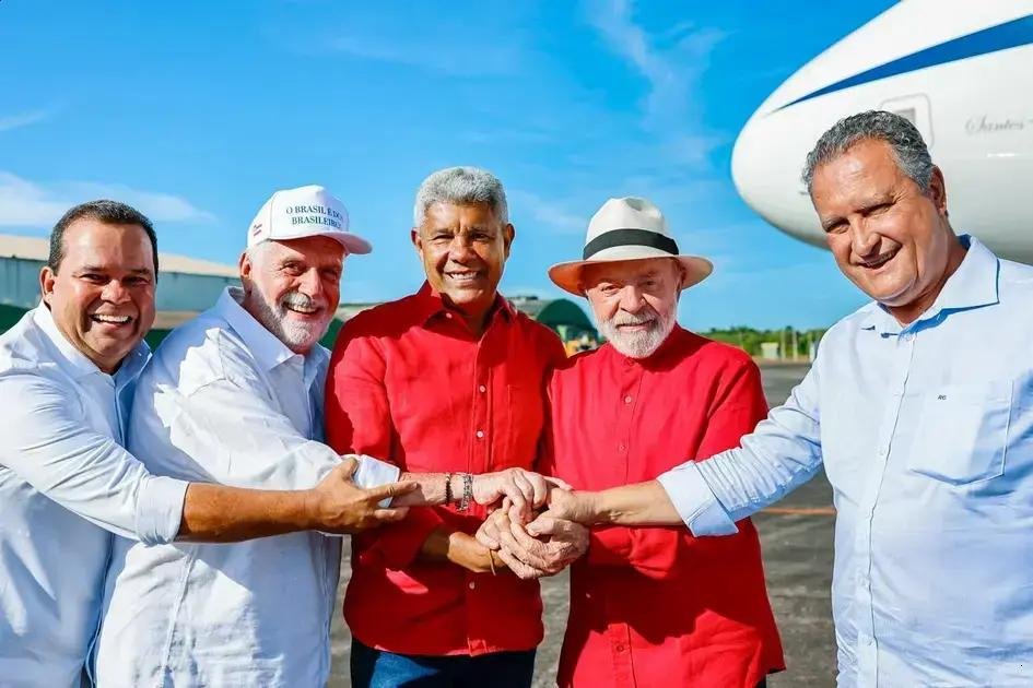 Geraldo Júnior defende reforma agrária em ato com Lula em Salvador