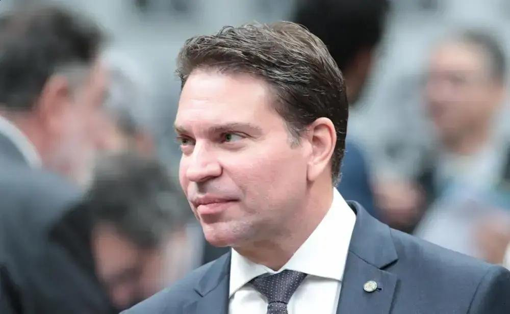 Governo Lula solicita extradição de Alexandre Ramagem dos EUA