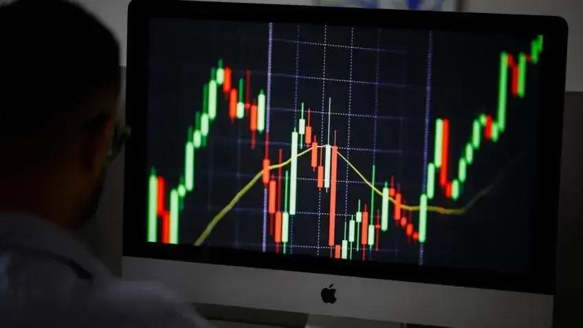 Ibovespa supera 170 mil pontos enquanto Trump fala em Davos