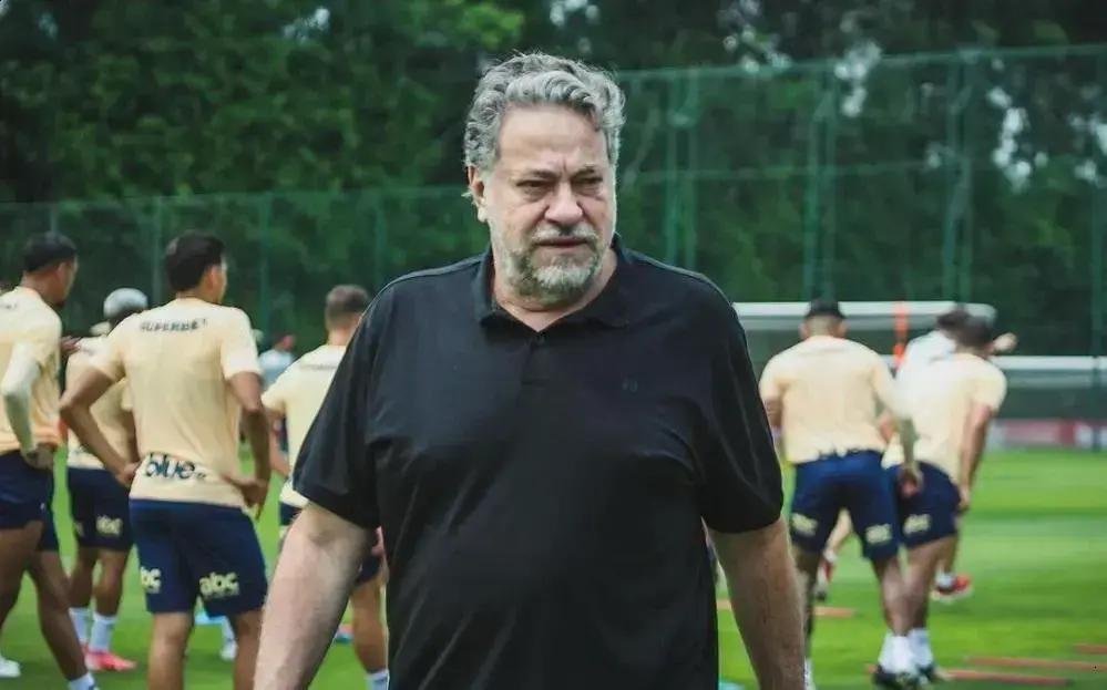 Impeachment de Julio Casares entra na Justiça e gera polêmica no São Paulo FC