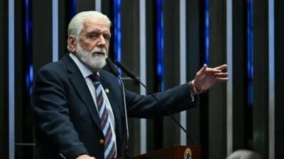 Jaques Wagner propõe chapa para Angelo Coronel nas eleições de 2026