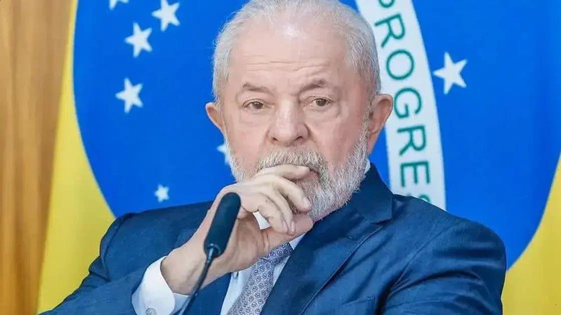 Lula comenta sobre rombo de R$ 40 bilhões no Banco Master
