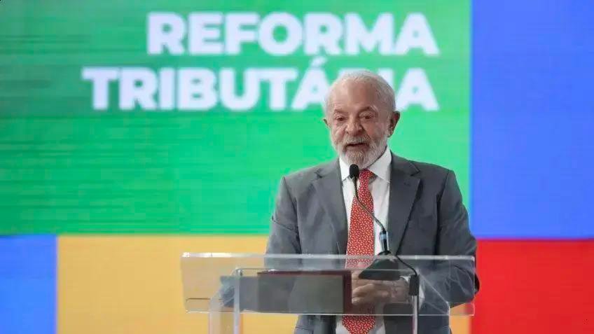 Lula veta parte do Projeto 108 e mantém tributação para clubes de futebol