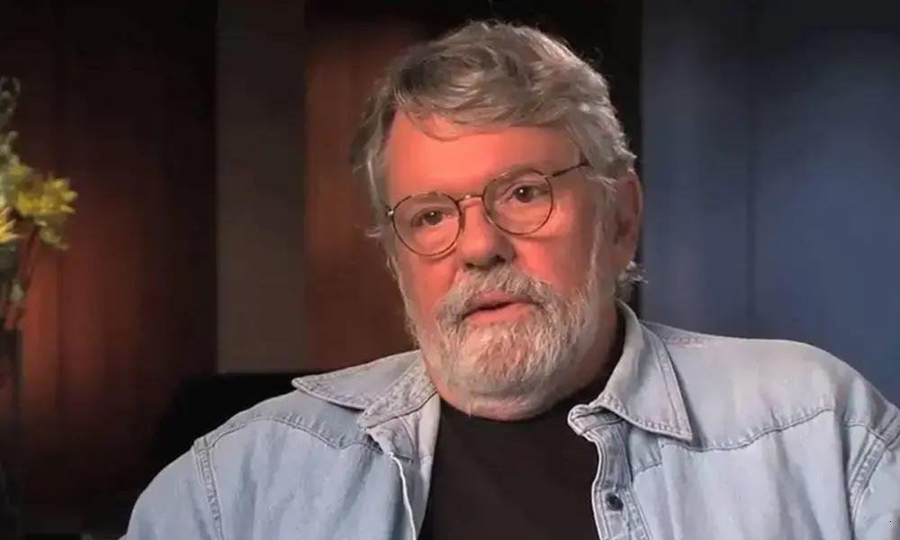 Morre Tom Cherones, diretor premiado de Seinfeld, aos 86 anos