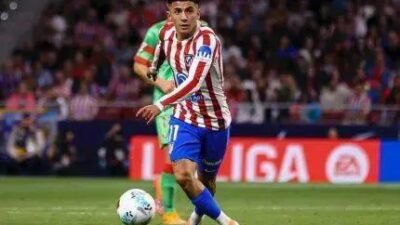 Palmeiras formaliza proposta para a contratação de Thiago Almada