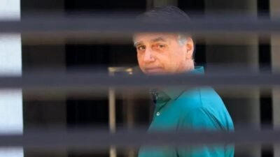 Senador americano solicita revisão da prisão domiciliar de Jair Bolsonaro