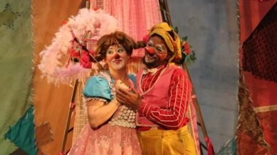 Teatro infantil gratuito traz diversão para a família em Salvador