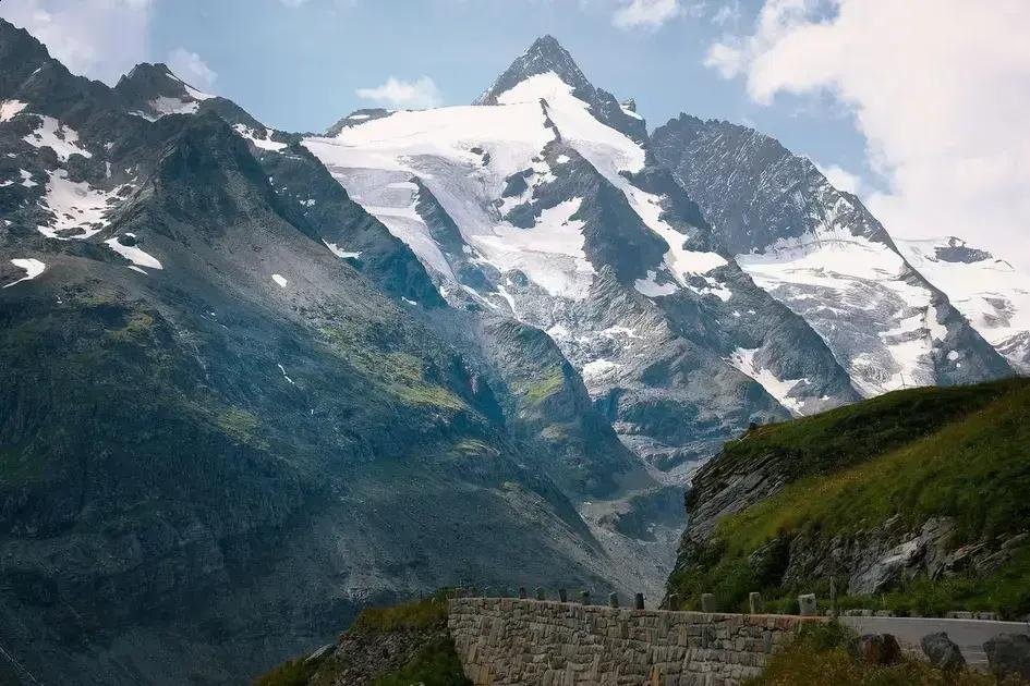 Alpinista condenado por deixar namorada morrer de hipotermia no Grossglockner