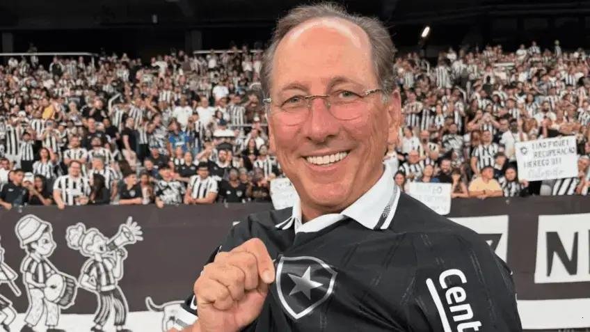 Ares afasta John Textor da direção da Eagle após decisão de credores