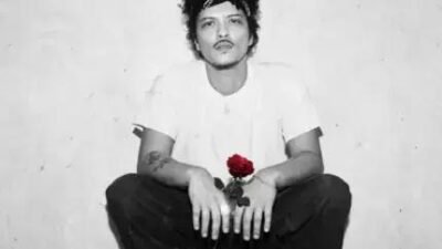 Bruno Mars lança The Romantic, álbum romântico e ações promocionais pelo mundo