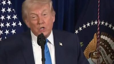 Casa Branca publica foto de Donald Trump acompanhando operação no Irã