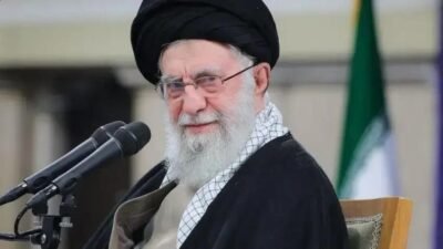 Irã confirma morte de Ali Khamenei após ataque conjunto de EUA e Israel