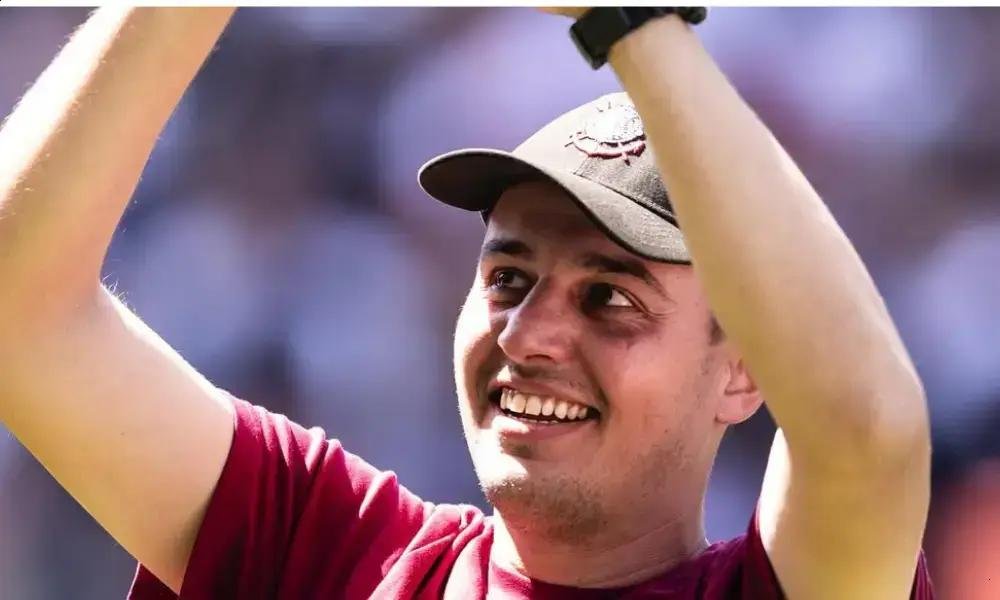 Lucas Piccinato é demitido pelo Corinthians após empate na estreia do Brasileirão