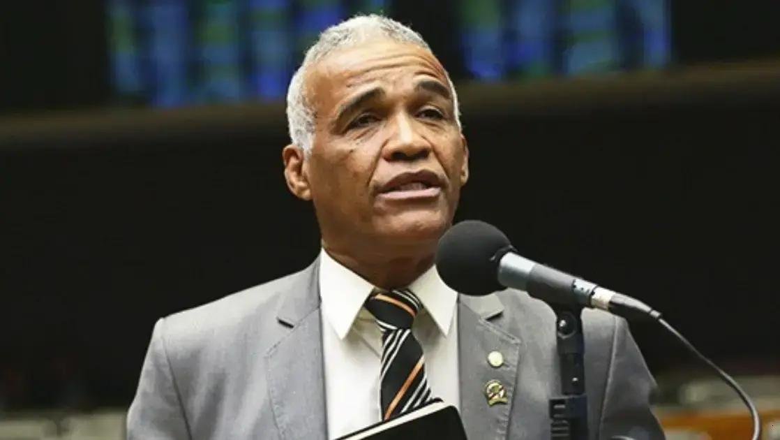 Maiane Bastos nega namoro com filho de Sargento Isidório e chama boato de fake