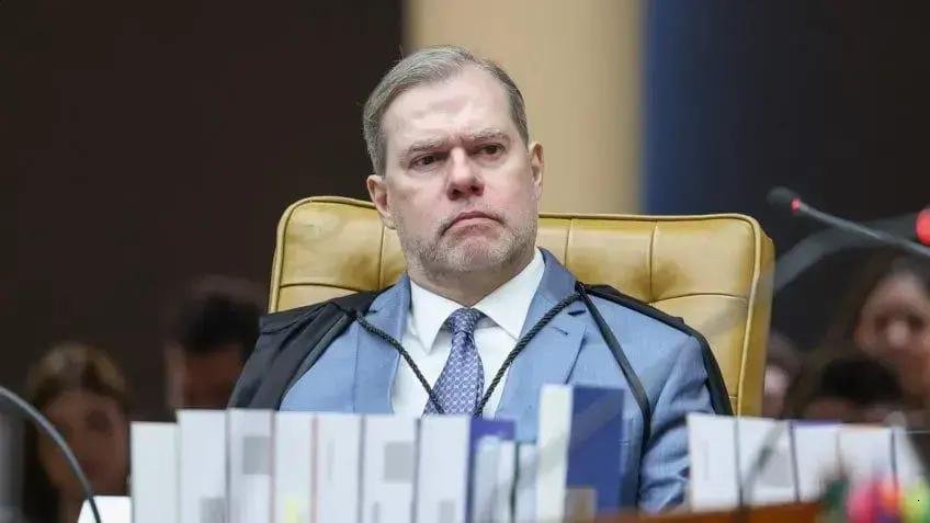 Ministros do STF em nota apoiam Toffoli e caso Master é redistribuído