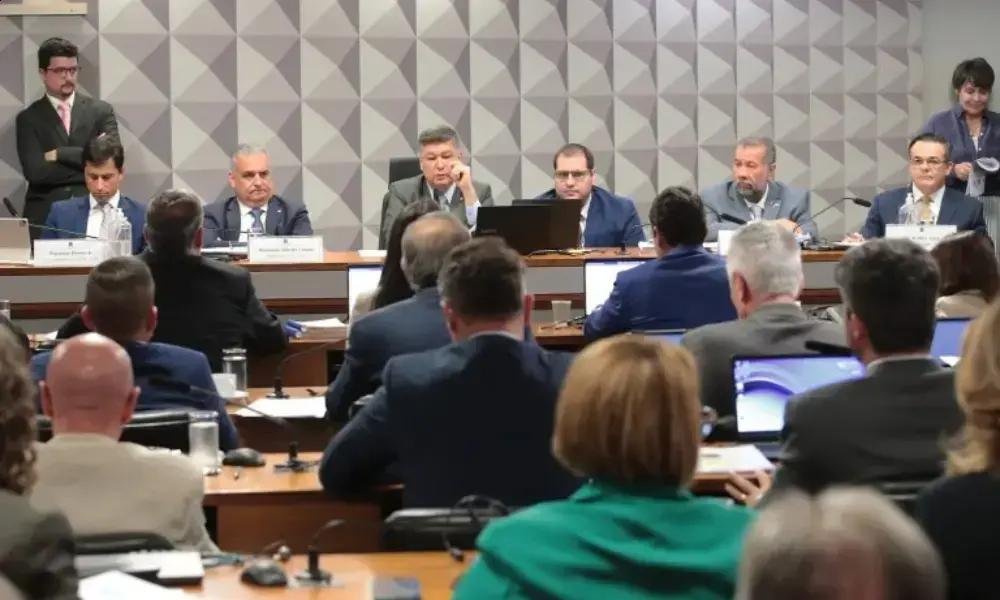 Mulher de operador da Conafer passa mal e depoimento na CPI do INSS