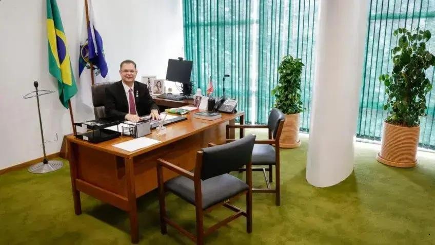 PL projeta ter até 105 deputados após janela partidária e reforçar peso político