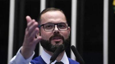 Relator do TSE vota contra cassação do senador Jorge Seif; julgamento segue