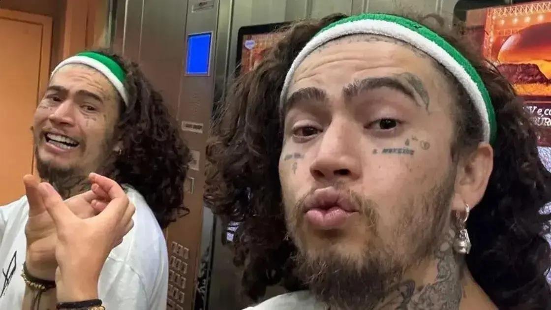 Whindersson ironiza internação em clínica e comenta estigma público