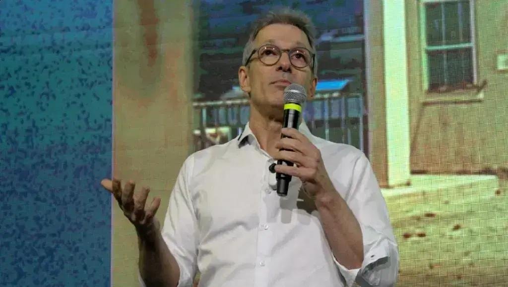 Zema critica Toffoli e Moraes e convoca ato na Avenida Paulista