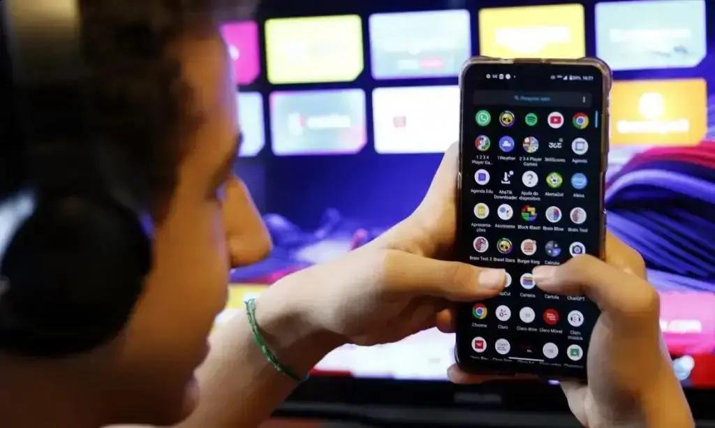 AGU aciona PF para investigar usuários que divulgaram vídeos misóginos