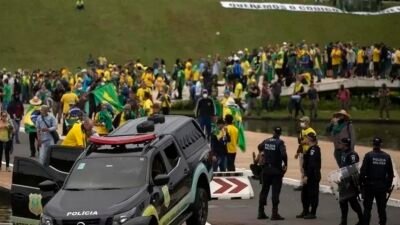 Argentina concede asilo político a brasileiro condenado por 8 de janeiro