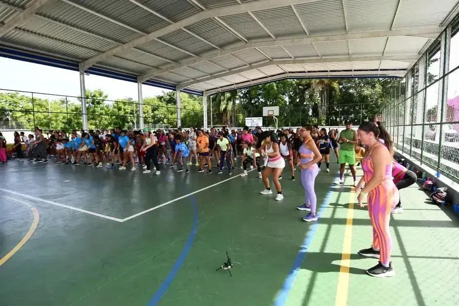 Aulão de Ritbox reúne público na Praça dos Esportes em Alagoinhas